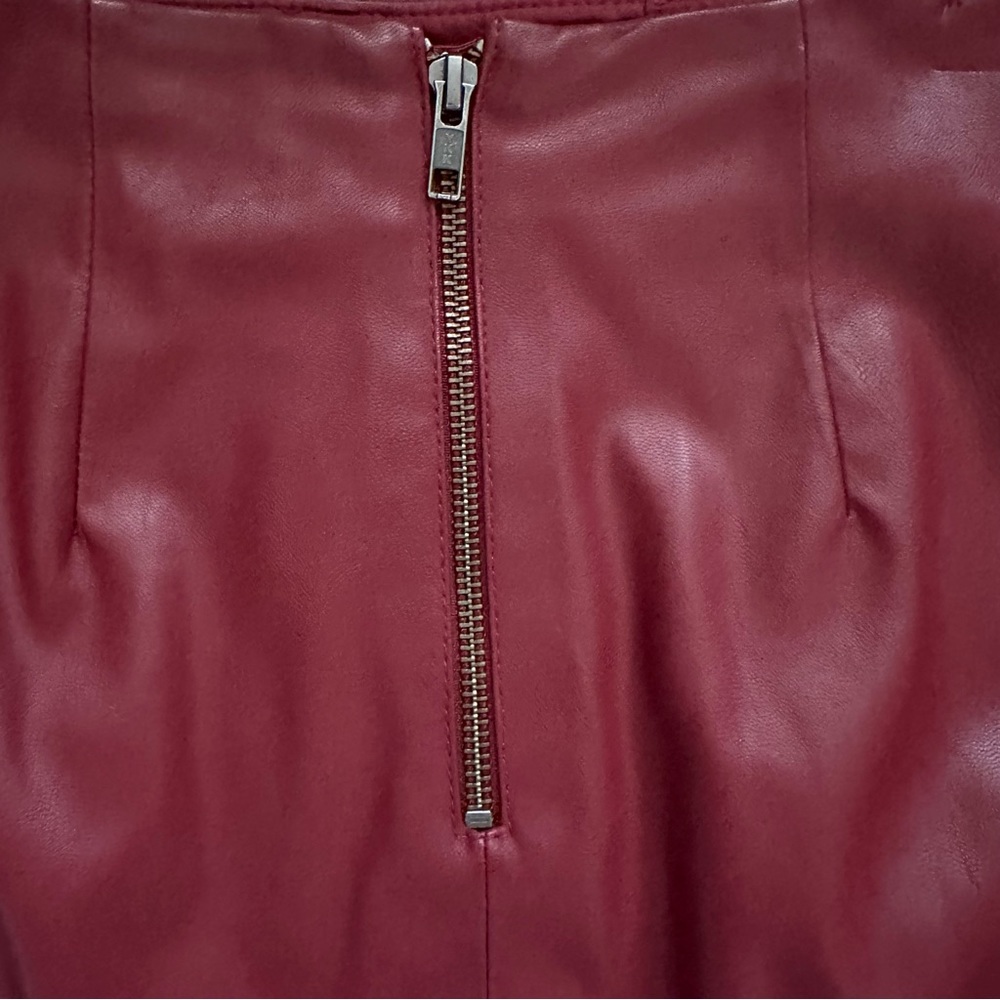 Anthropologie Perched Vegan Leather Mini Skirt A-Line Dark Red Cutout Detail - Picture 7 of 11